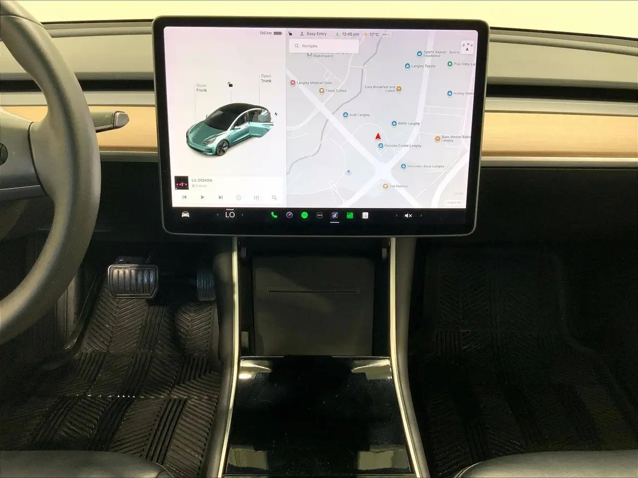 Tesla Model 3 снимка Tesla Model 3