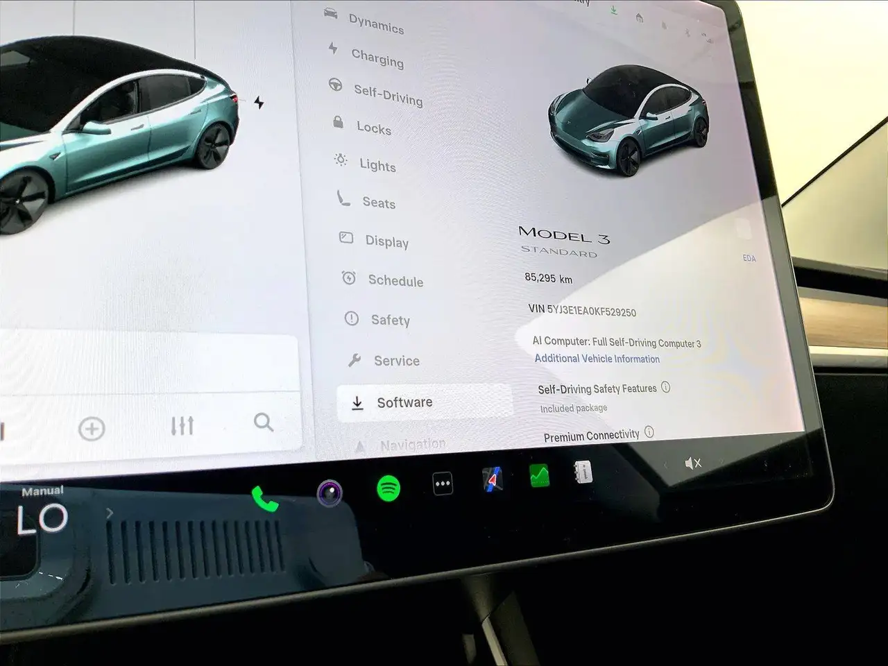 Tesla Model 3 снимка Tesla Model 3