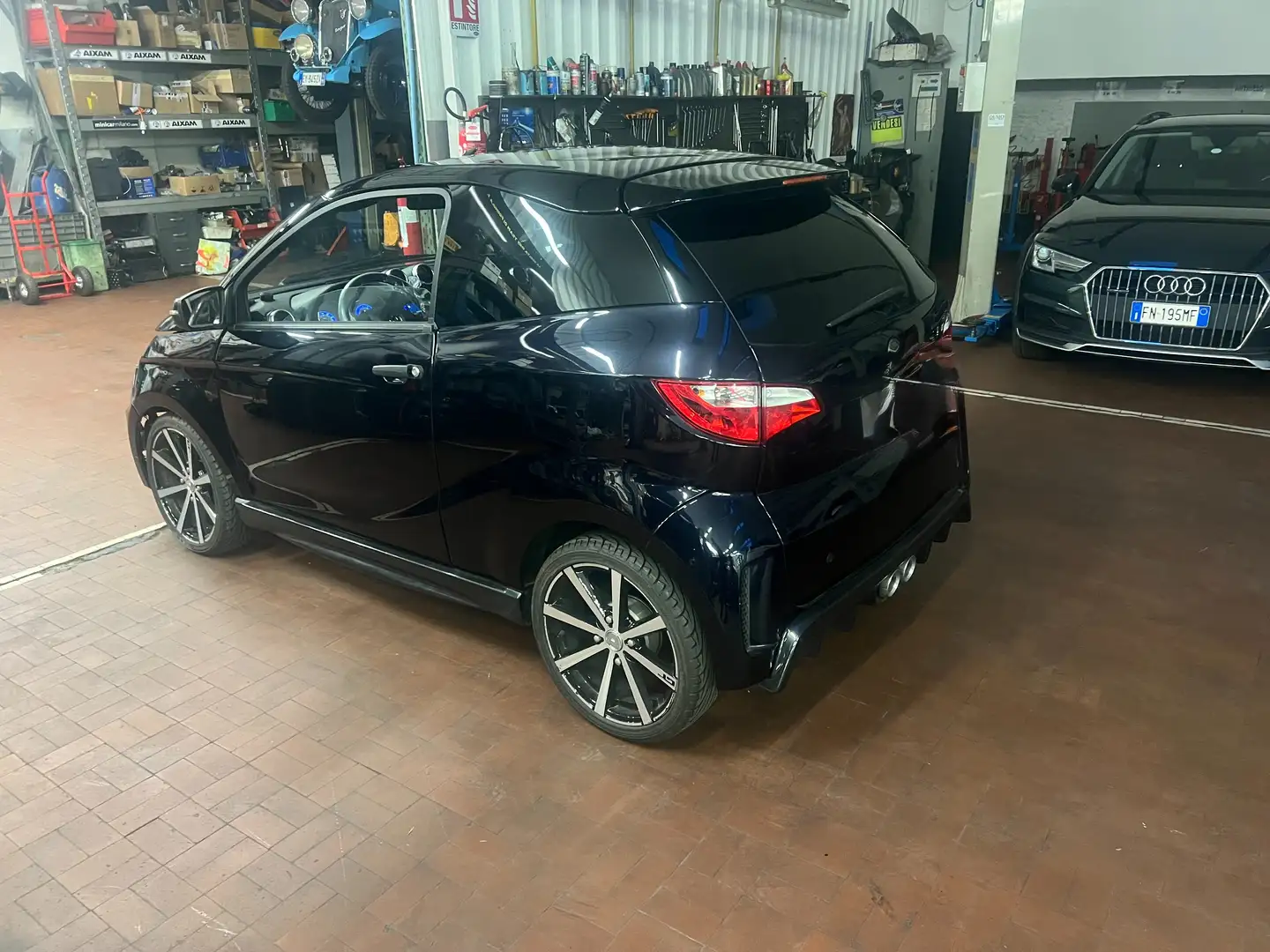 Aixam GTO Schwarz - 2