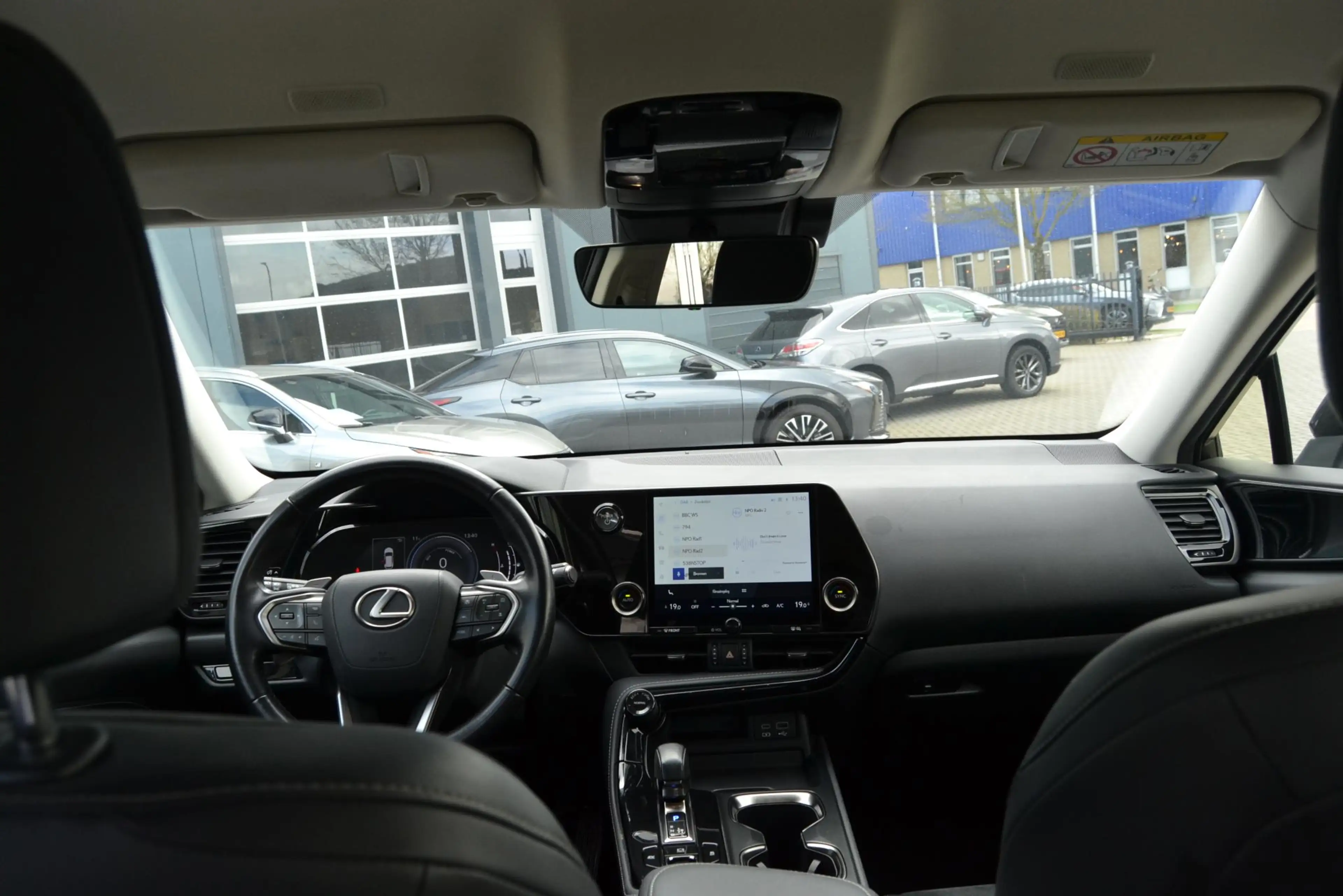 Lexus NX 350h NL-AUTO CAMERA AD-CRUISE CARPLAY/ANDROID — photo 27