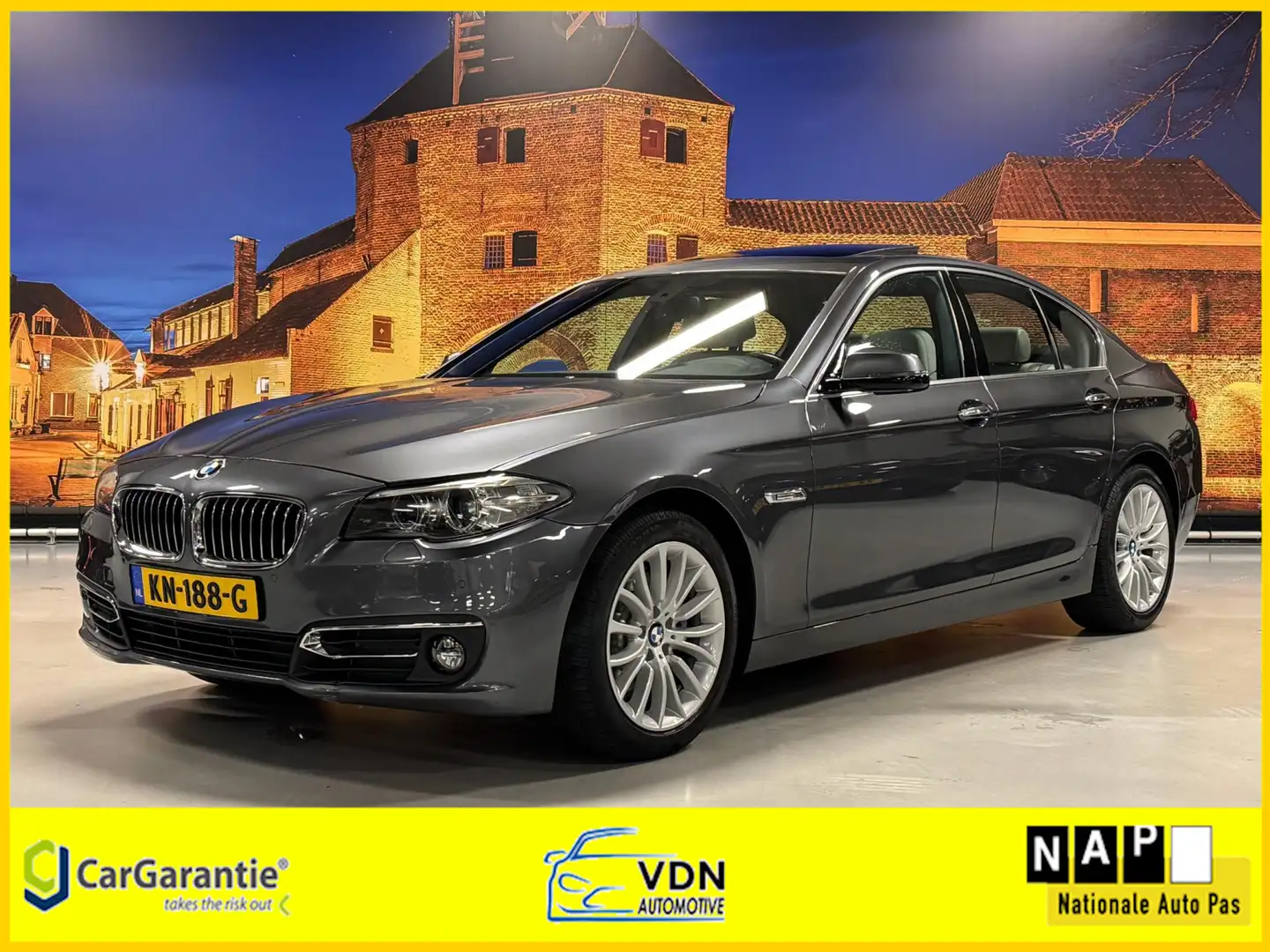 BMW 520 5-serie 520i Luxury Edition Automaat Schuifdak Lee Grijs - 1