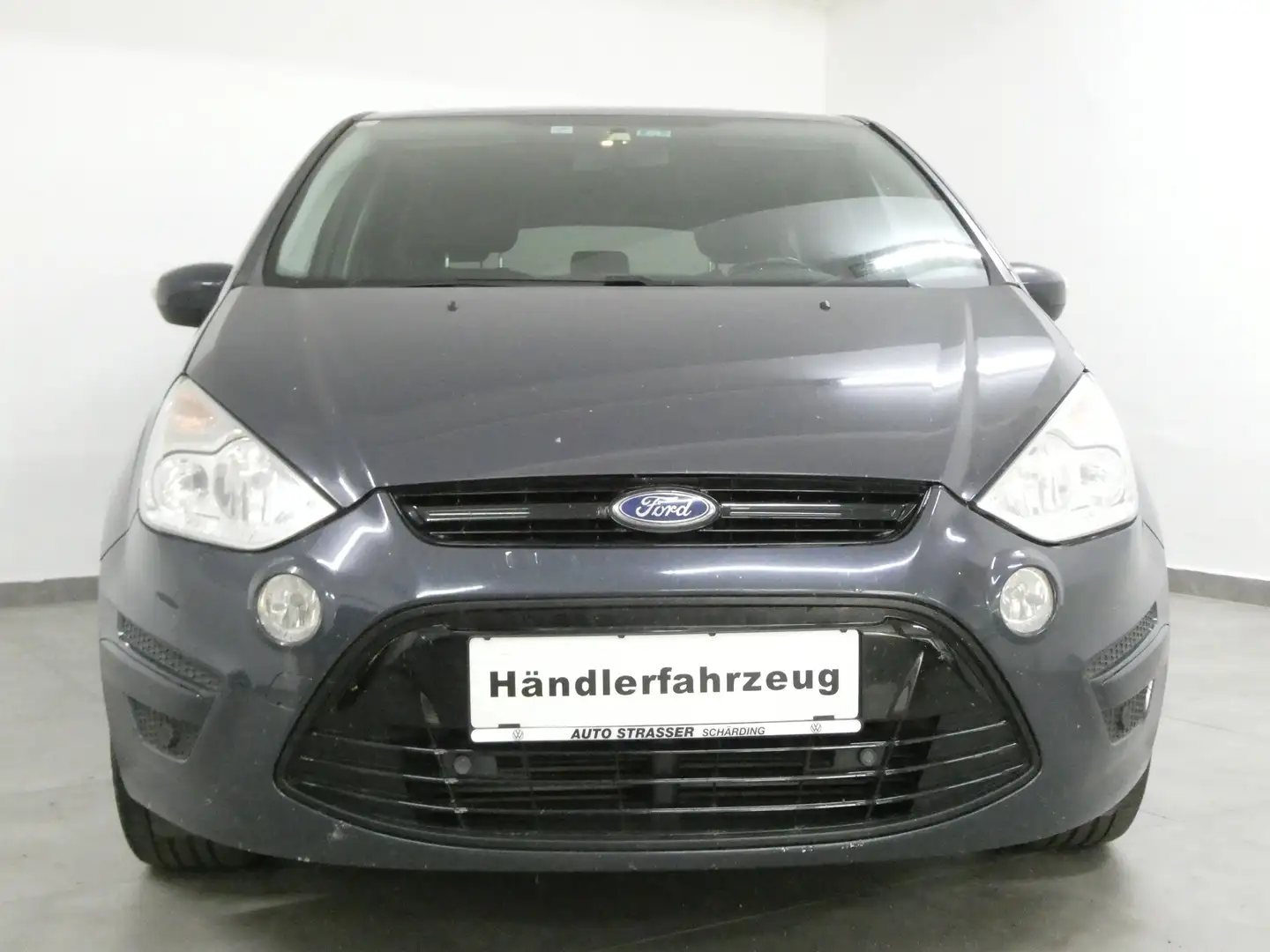 Ford S-Max 2,0 TDI Navi Ahk Sitzh Pdc Freispr. 8fach Grau - 2