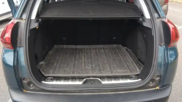 Peugeot 2008 view 14