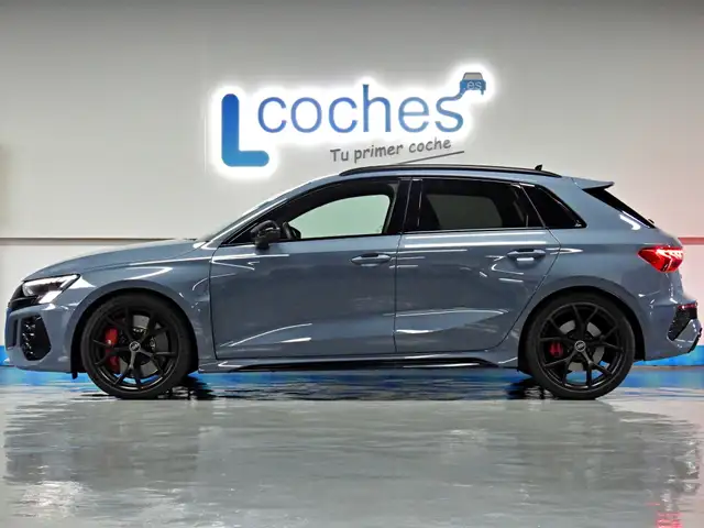 Audi RS3 view 2