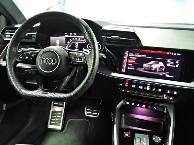 Audi RS3 view 22