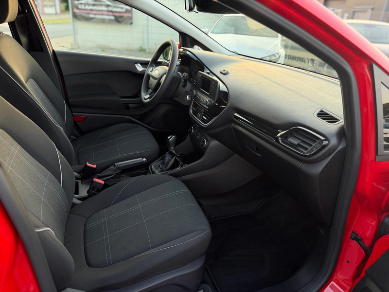 Ford Fiesta Trend — photo 4