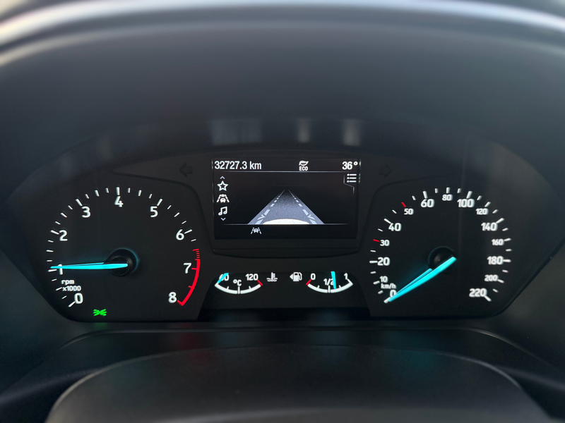 Ford Fiesta Trend — photo 9