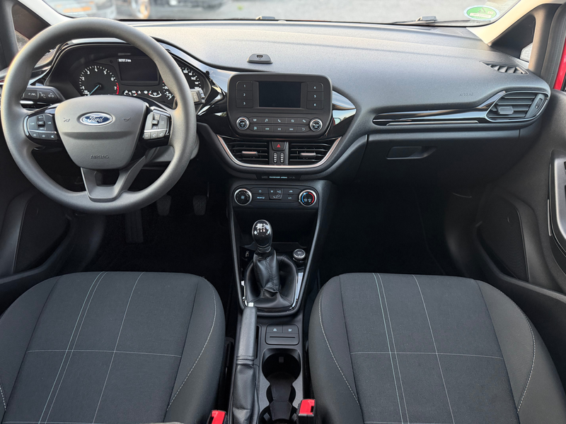 Ford Fiesta Trend — photo 6