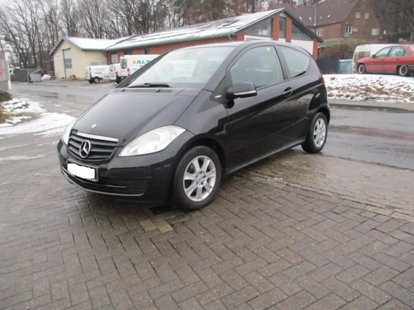 Mercedes-Benz A 160 A-Klasse  3-Türer BlueEFFICIENCY Elegance Schwarz - 1