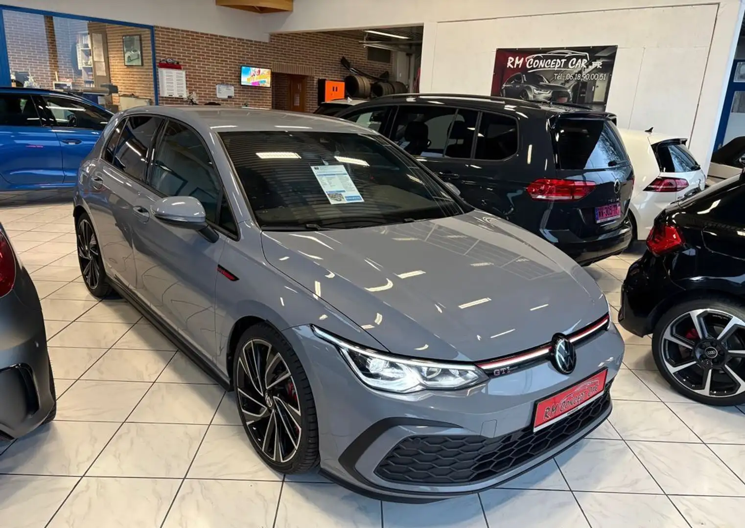 Volkswagen Golf VIII GTI 2.0 TSI DSG 245CH GPS-LED-VIRTUAL-CAMERA-JANTES 19-GRIS MONSTEIN Grau - 1