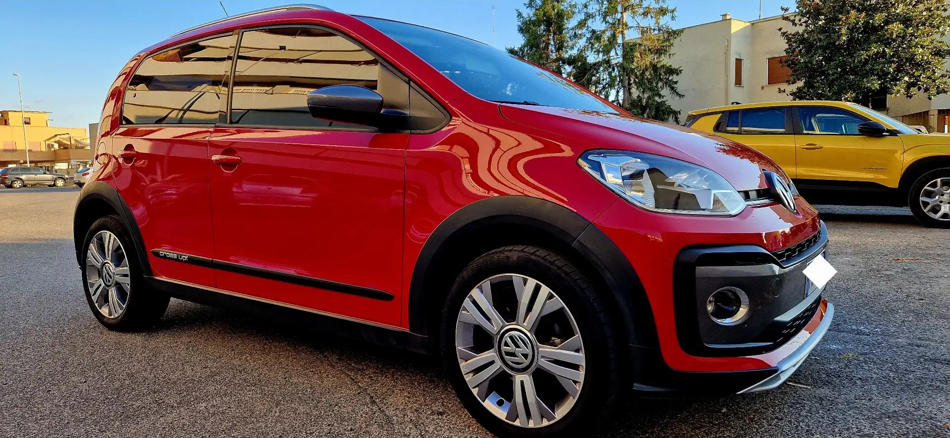 Volkswagen up! 5p 1.0 Cross 75cv asg - 2