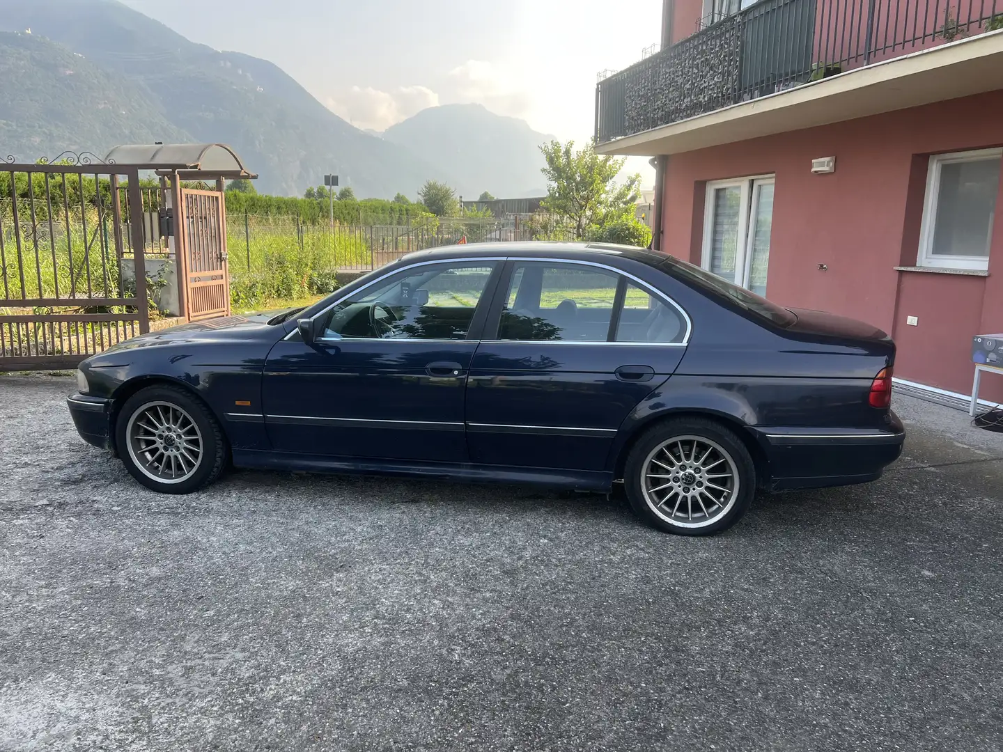 BMW 525 525tds Futura - 1