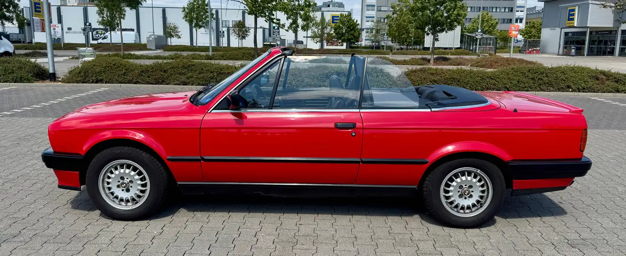 BMW 318i Cabrio, foto 2