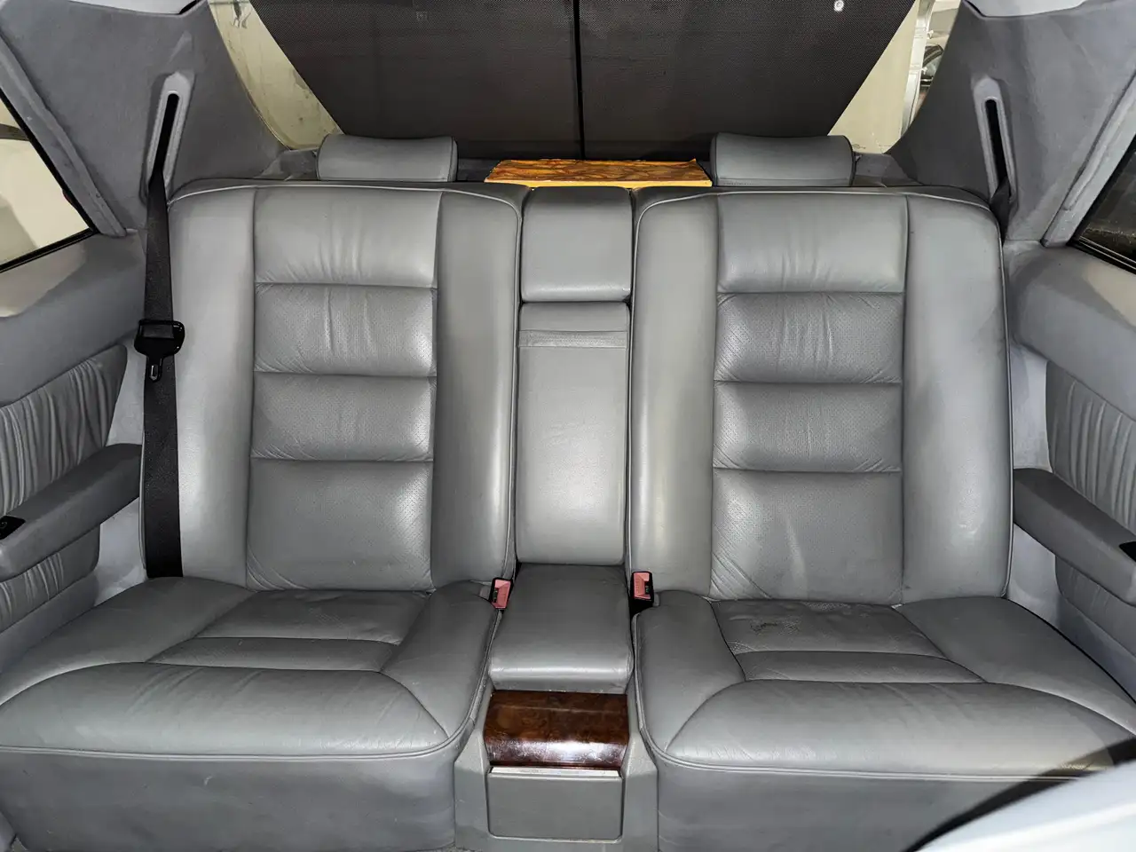 Mercedes-Benz CE 300 Black Line Edition, foto 10