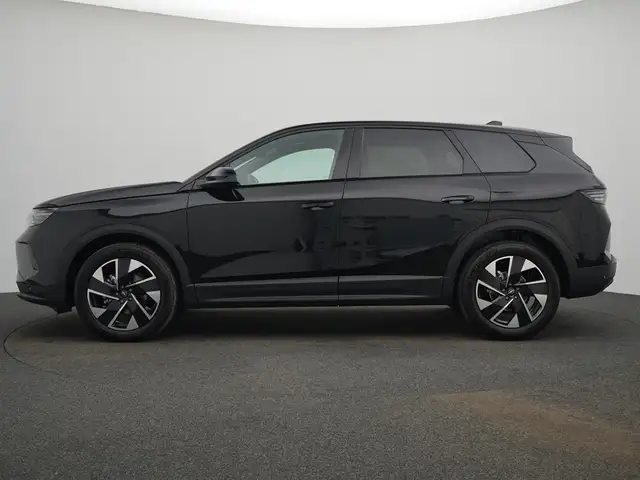 Opel Grandland view 5