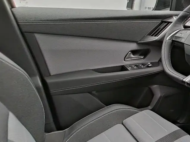 Opel Grandland view 14