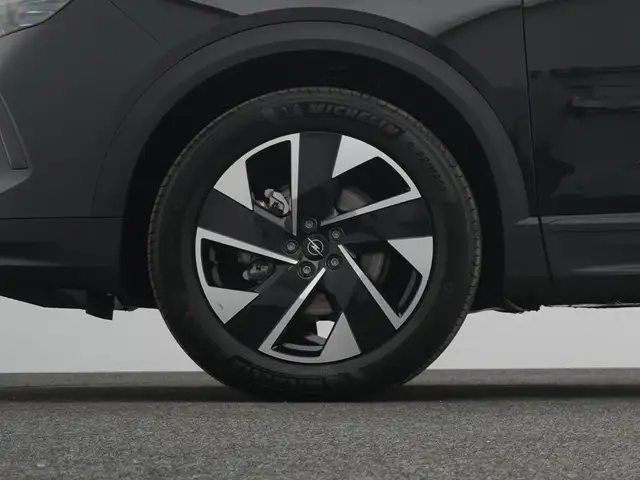 Opel Grandland view 8