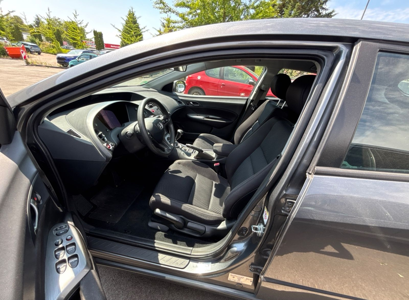 Honda Civic Lim. 5-trg. 1.4 Comfort — photo 12