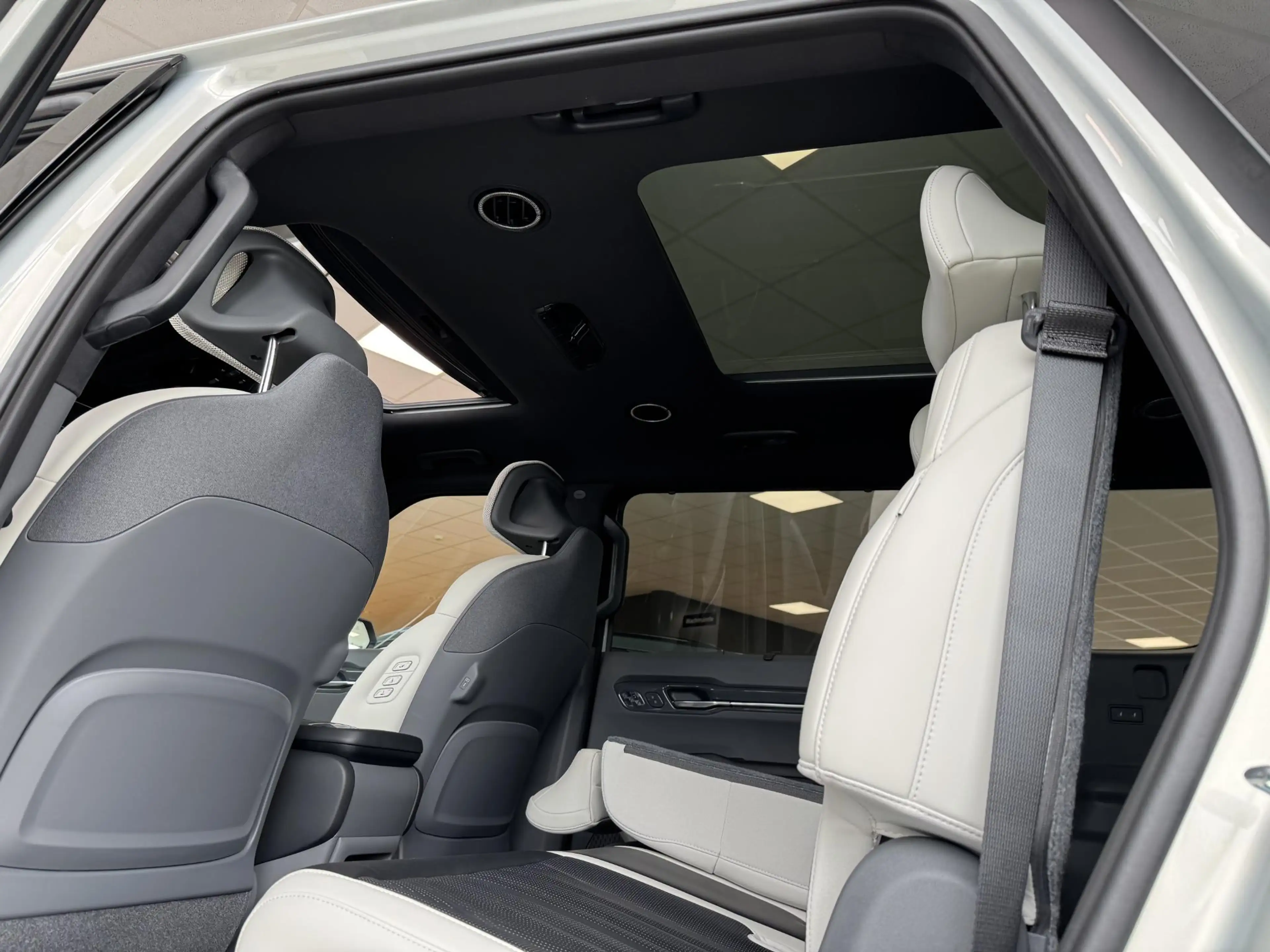 Kia EV9 GT-Line AWD 99.8 kWh Direct rijden | Incl. inruilp — photo 5