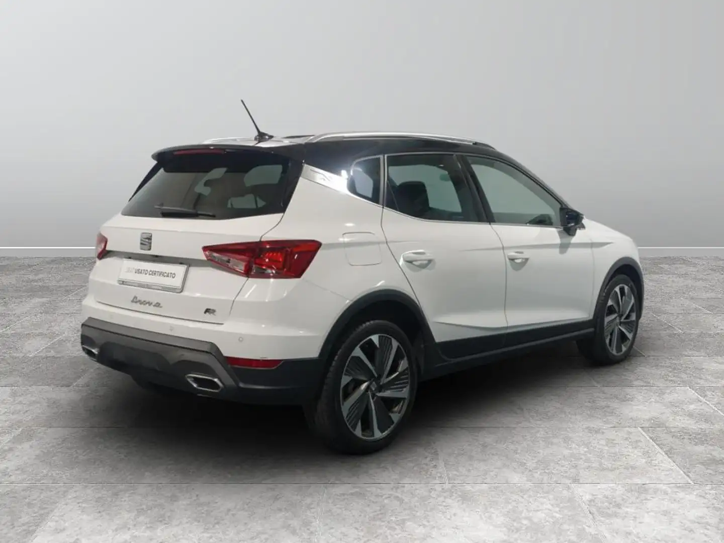 SEAT Arona 1.0 ecotsi FR 95cv Nero - 2