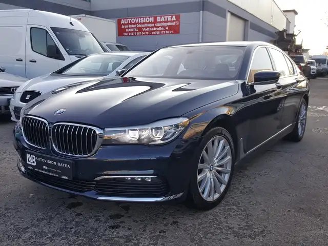 BMW 730 730d xDrive,360Kamera,Masage,Navi,Alu19,LED,Leder