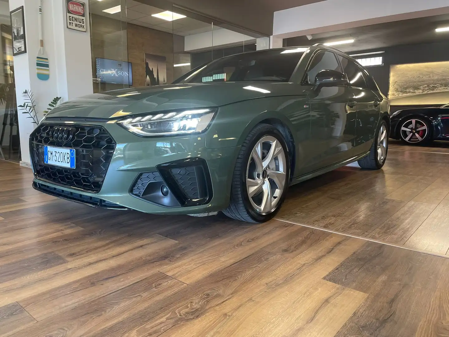 Audi A4 A4 Avant 40 2.0 tdi S line quattro 204cv s-tronic Verde - 1