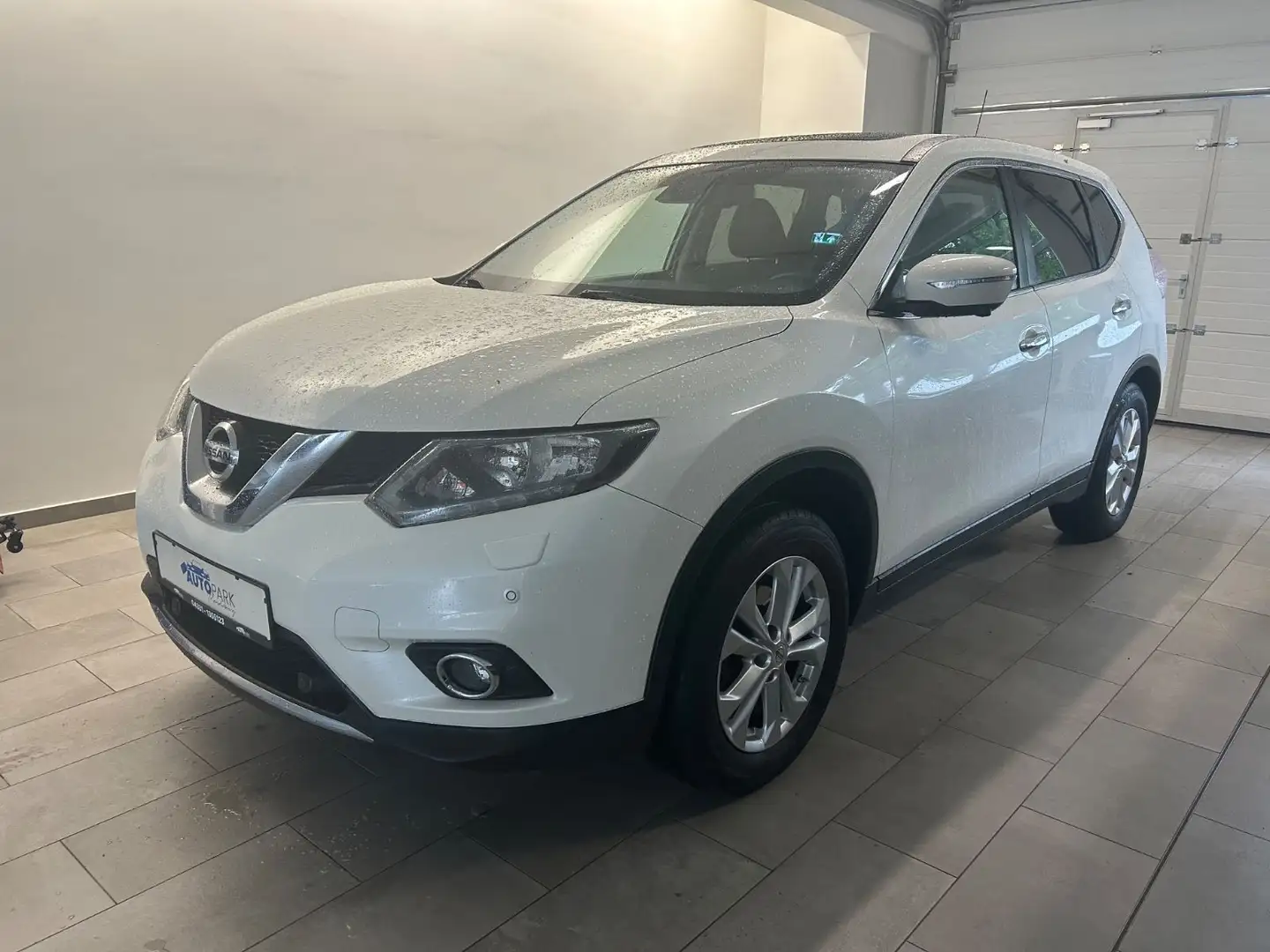 Nissan X-Trail Acenta Weiß - 1