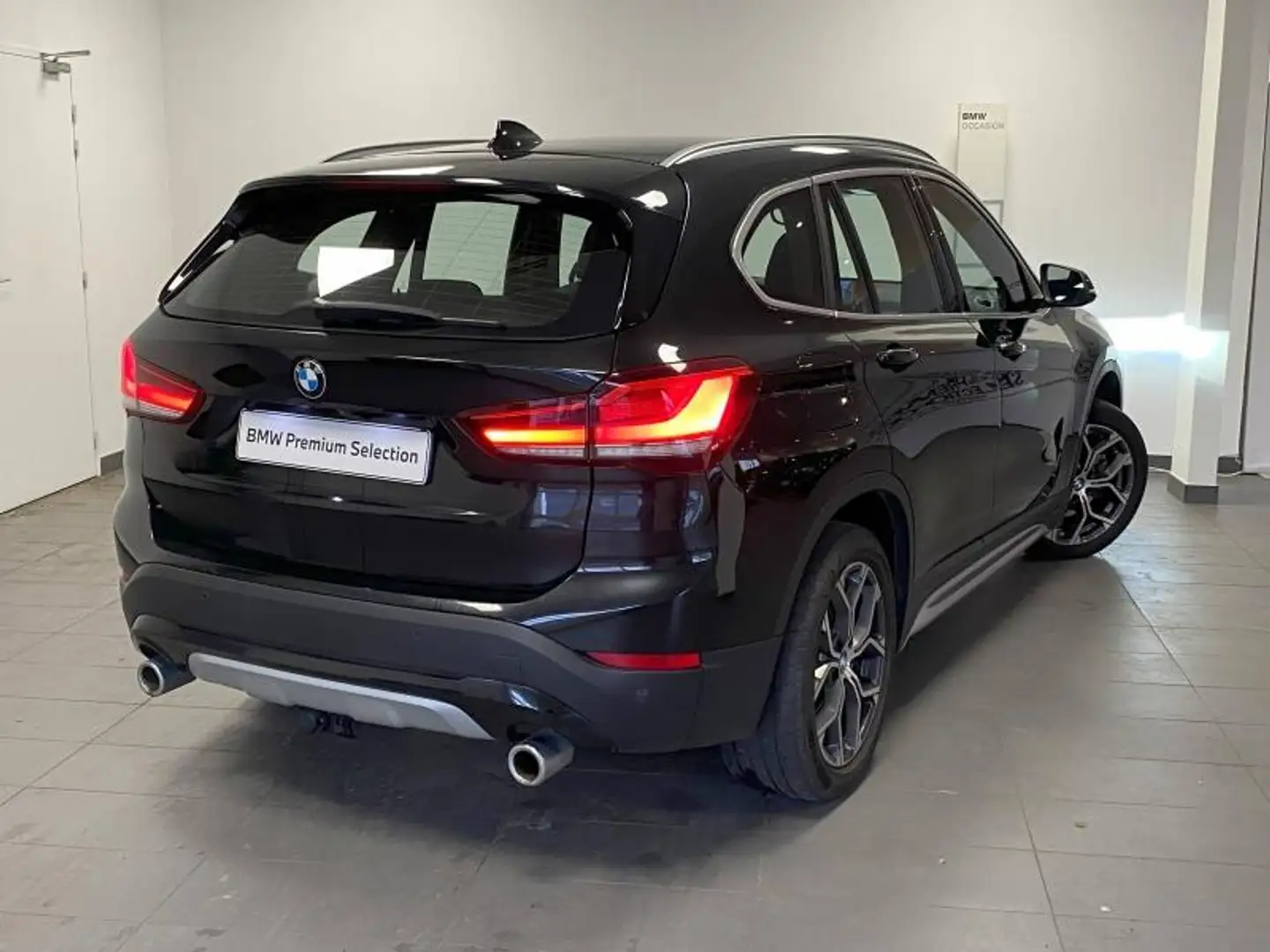 BMW X1 sDrive18dA 150ch xLine Noir - 2