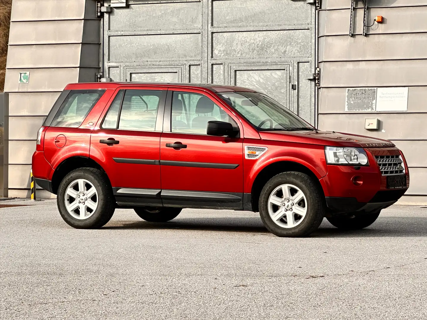 Land Rover Freelander SE TD4 / Diesel / Allrad / 4x4 / mit Pickerl Rot - 2