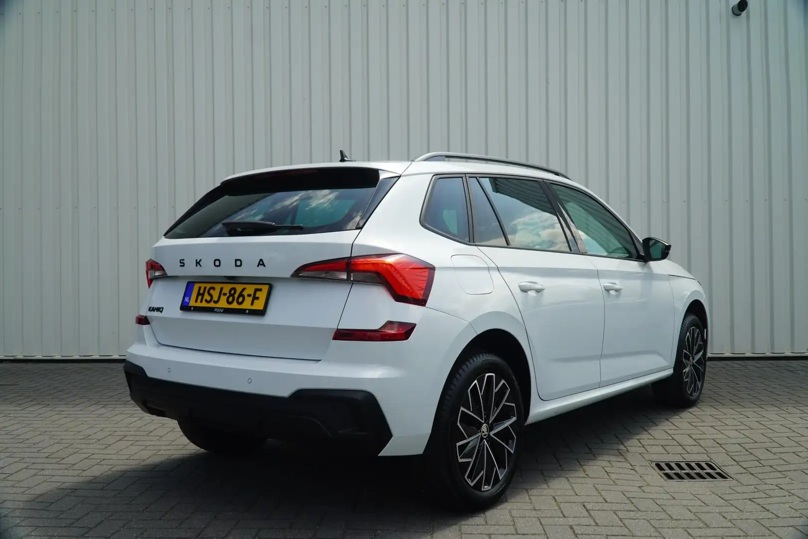 Skoda Kamiq 1.0 TSI 115pk Business Edition | Achteruitrijcamer Wit - 2