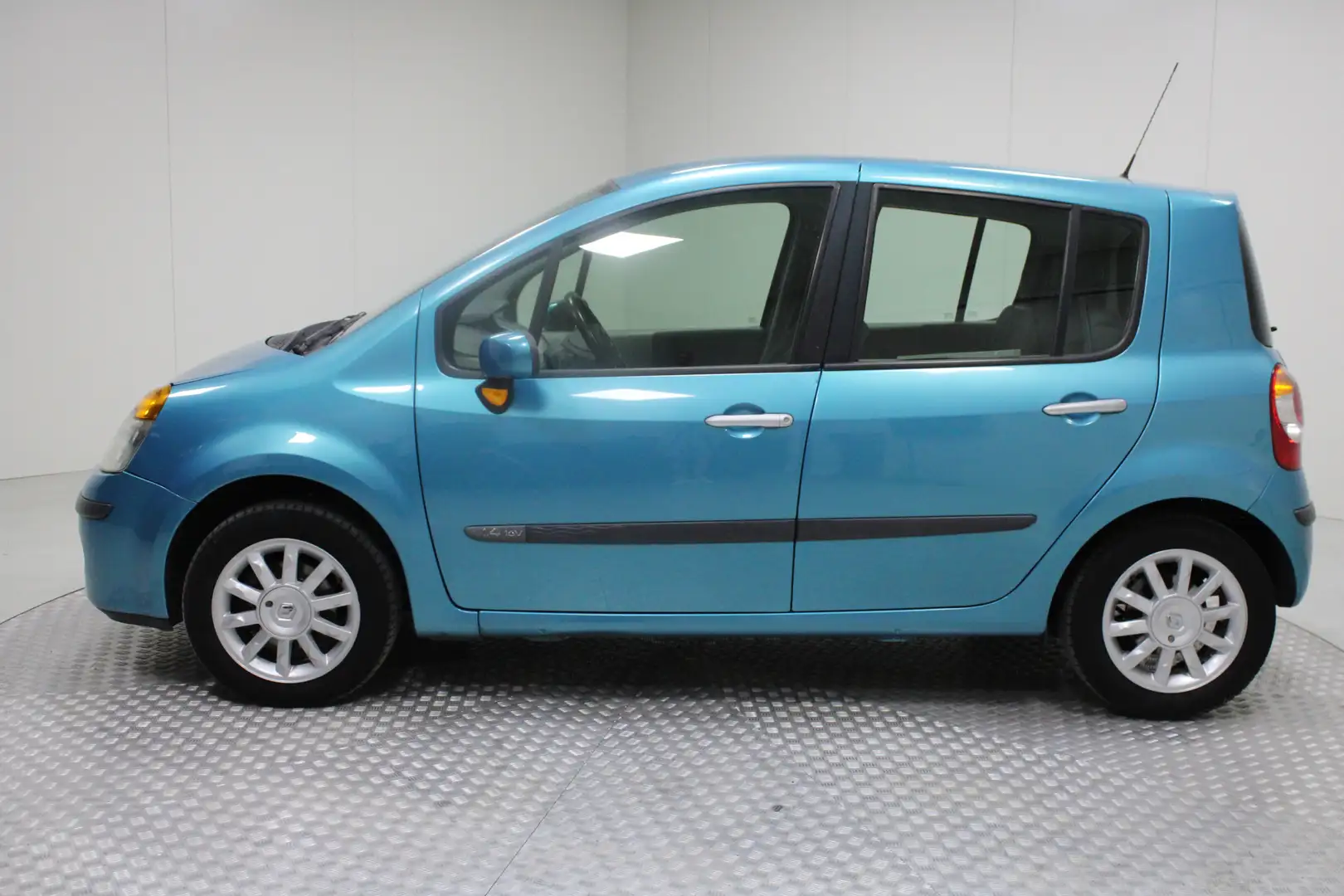 Renault Modus 1.4-16V Dynamique Luxe | airco | radio cd | cruise Blauw - 2