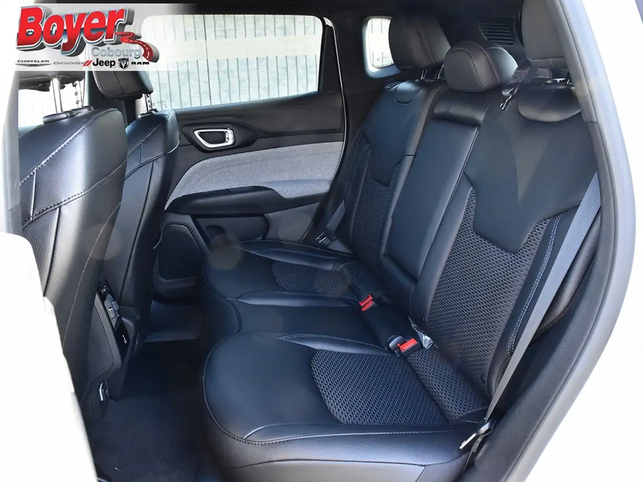 Jeep Compass снимка Jeep Compass