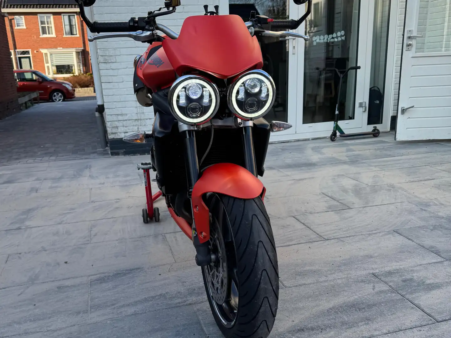 Triumph Street Triple 675 Oranje - 2