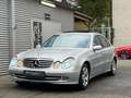 Mercedes-Benz E 240 Avantgarde *XENON*NAVI*AHK*VOLLLEDER*TEMP* Silber - thumbnail 2