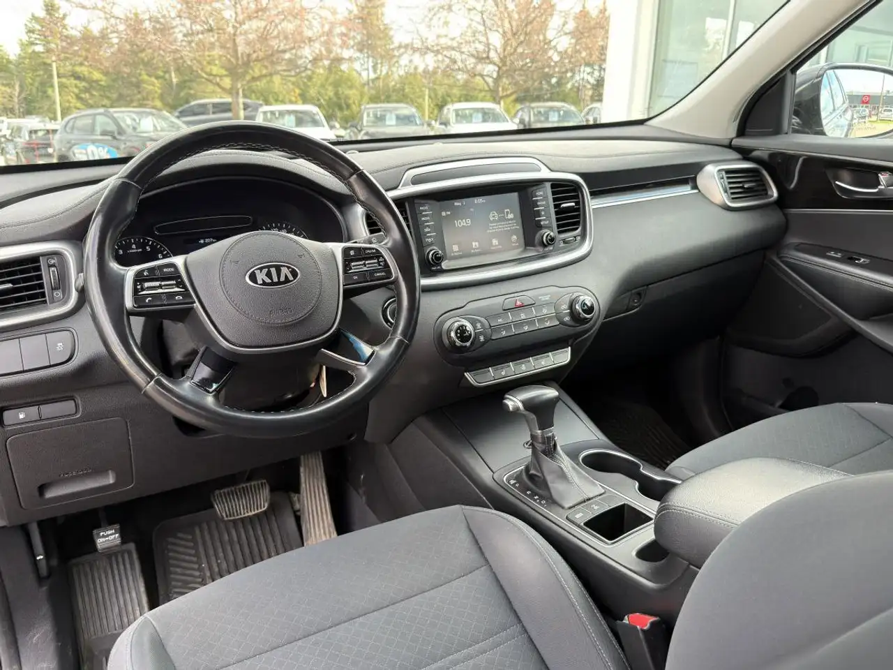 Kia Sorento снимка Kia Sorento