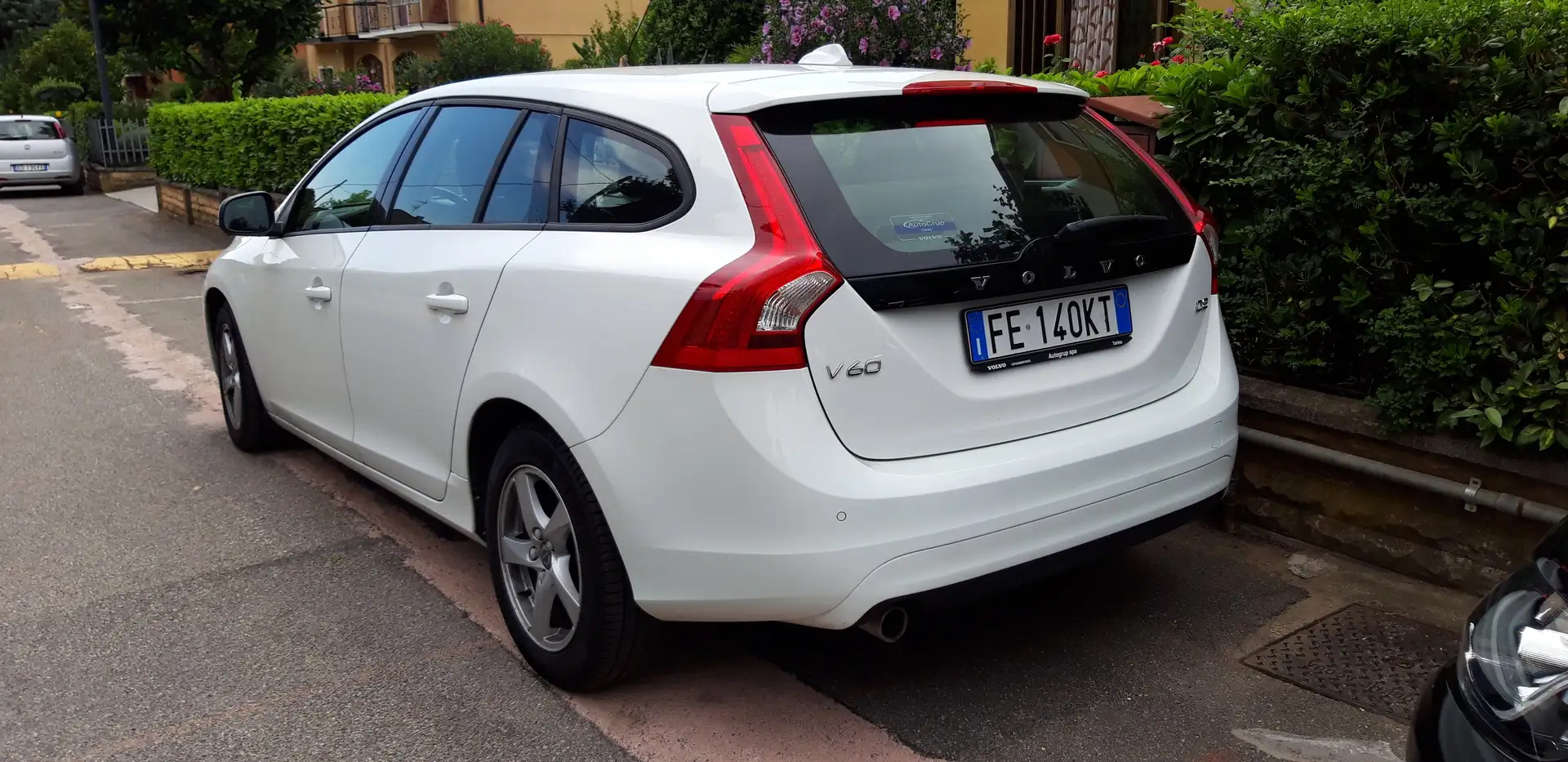 Volvo V60 V60 I 2014 2.0 d2 Business Bianco - 2