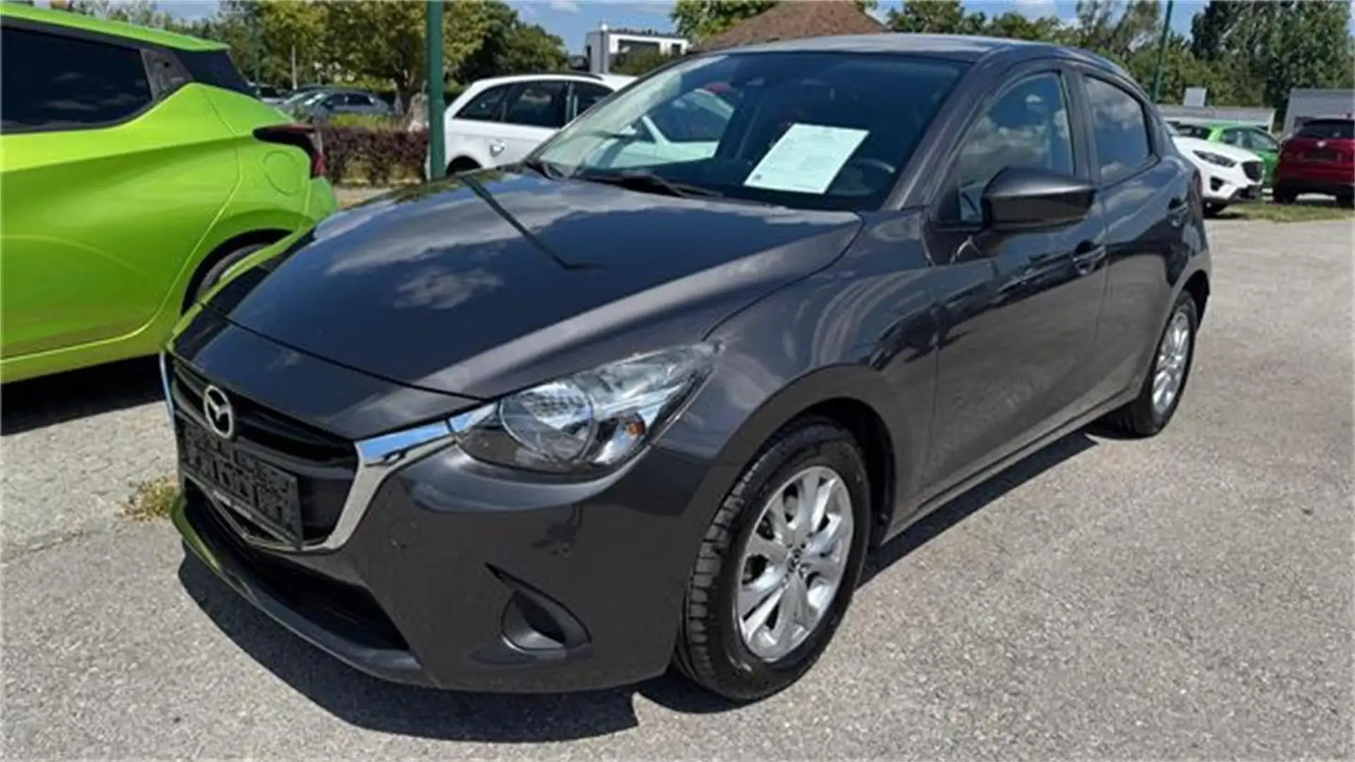 Mazda 2 G90 Attraction Aut. Grau - 1