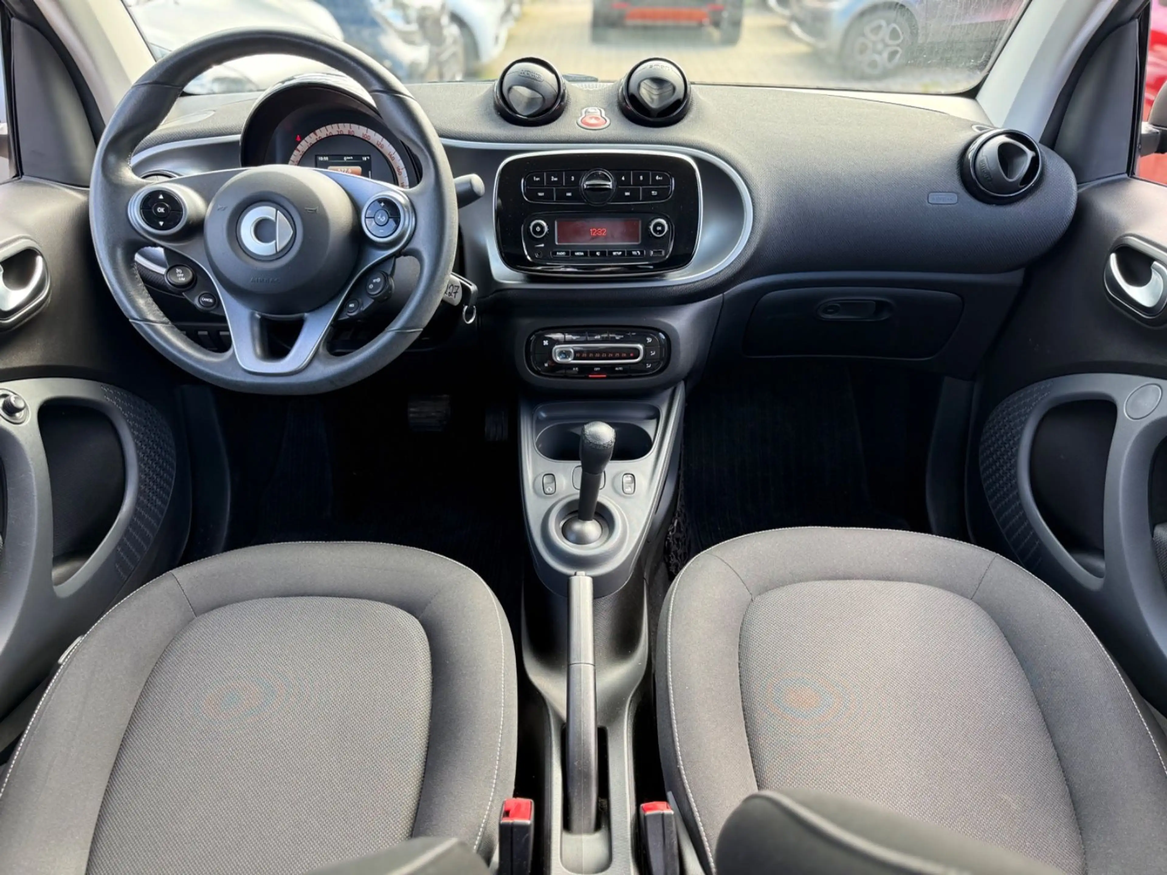 smart forTwo PASSION CABRIO*AUTOMATIK*KLIMA*29.000KM* — photo 29