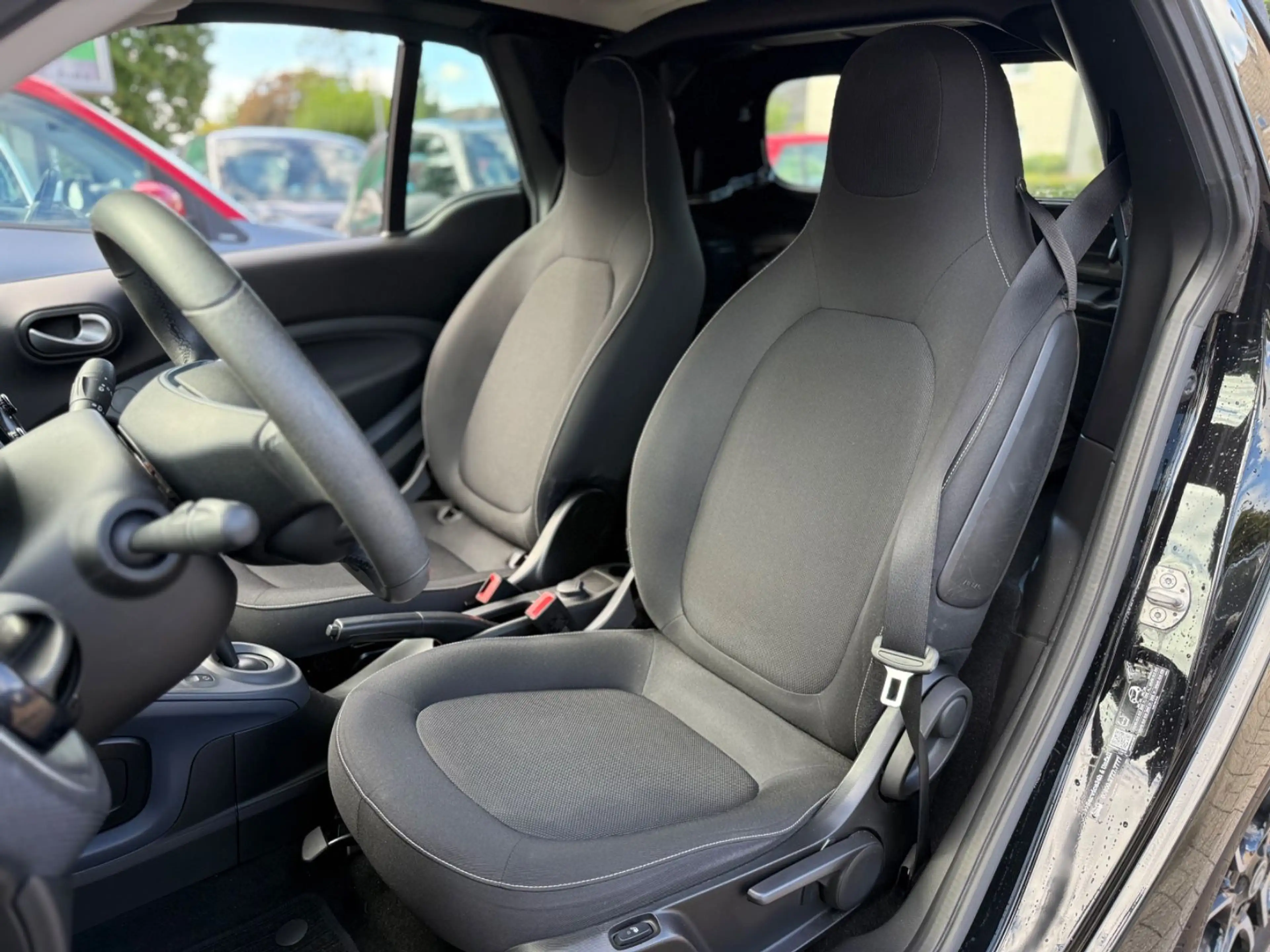 smart forTwo PASSION CABRIO*AUTOMATIK*KLIMA*29.000KM* — photo 34
