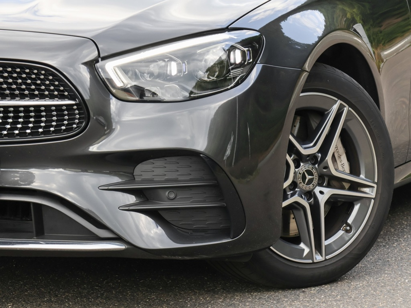Mercedes-Benz E 400 d 4MATIC T-Modell AMG-Sport+MLB+Ambiente — photo 6