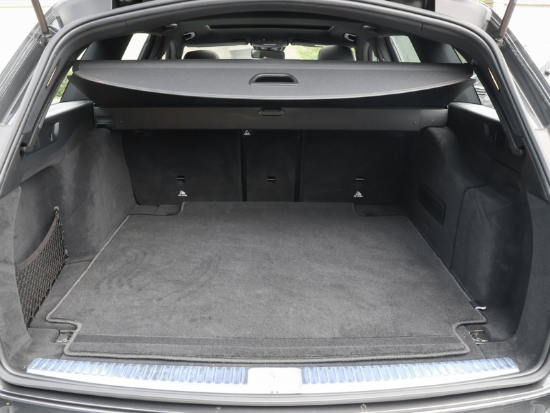 Mercedes-Benz E 400 d 4MATIC T-Modell AMG-Sport+MLB+Ambiente — photo 12