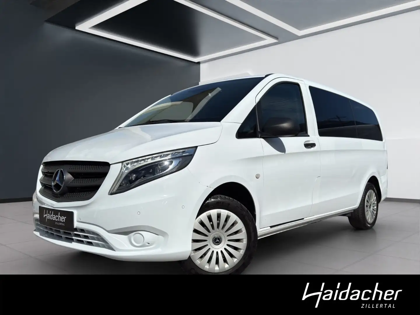 Mercedes-Benz Vito 114 BlueTEC 4x4 Tourer SELECT Lang AUT LED Weiß - 1