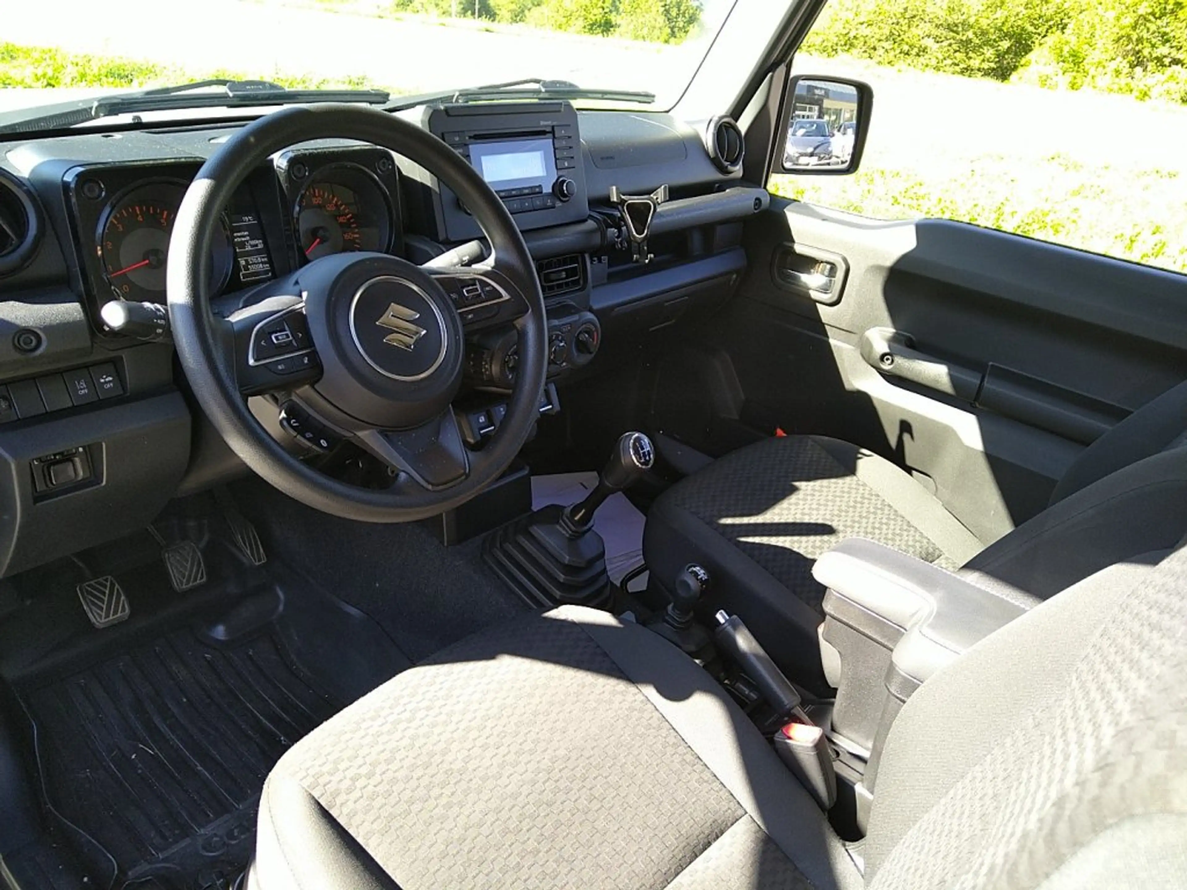 Suzuki Jimny ALLRAD 1,5 Allgrip N1 — photo 12