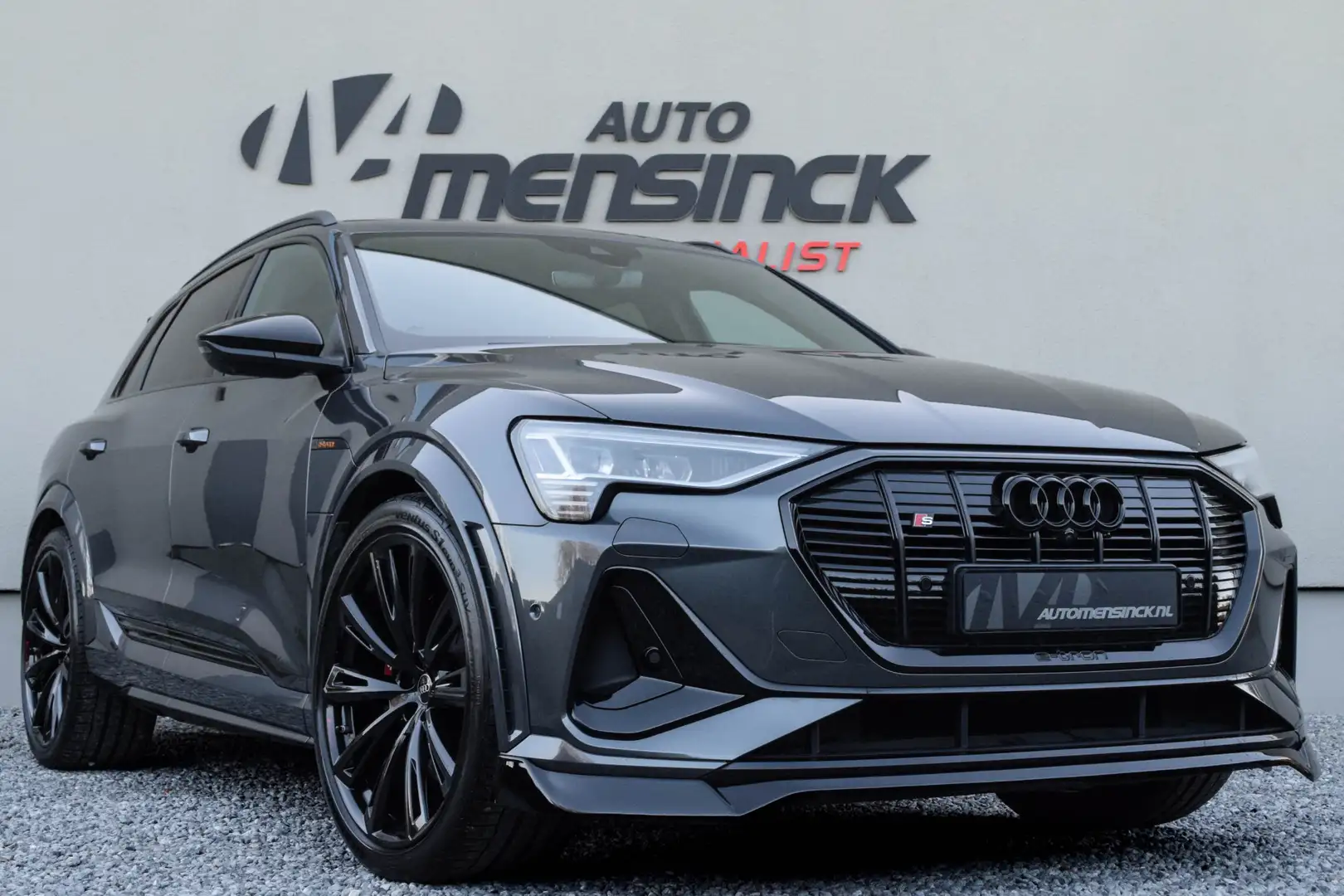 Audi e-tron S Quattro / 2x S-line/ Luchtvering/ Standkachel/ H Gris - 1
