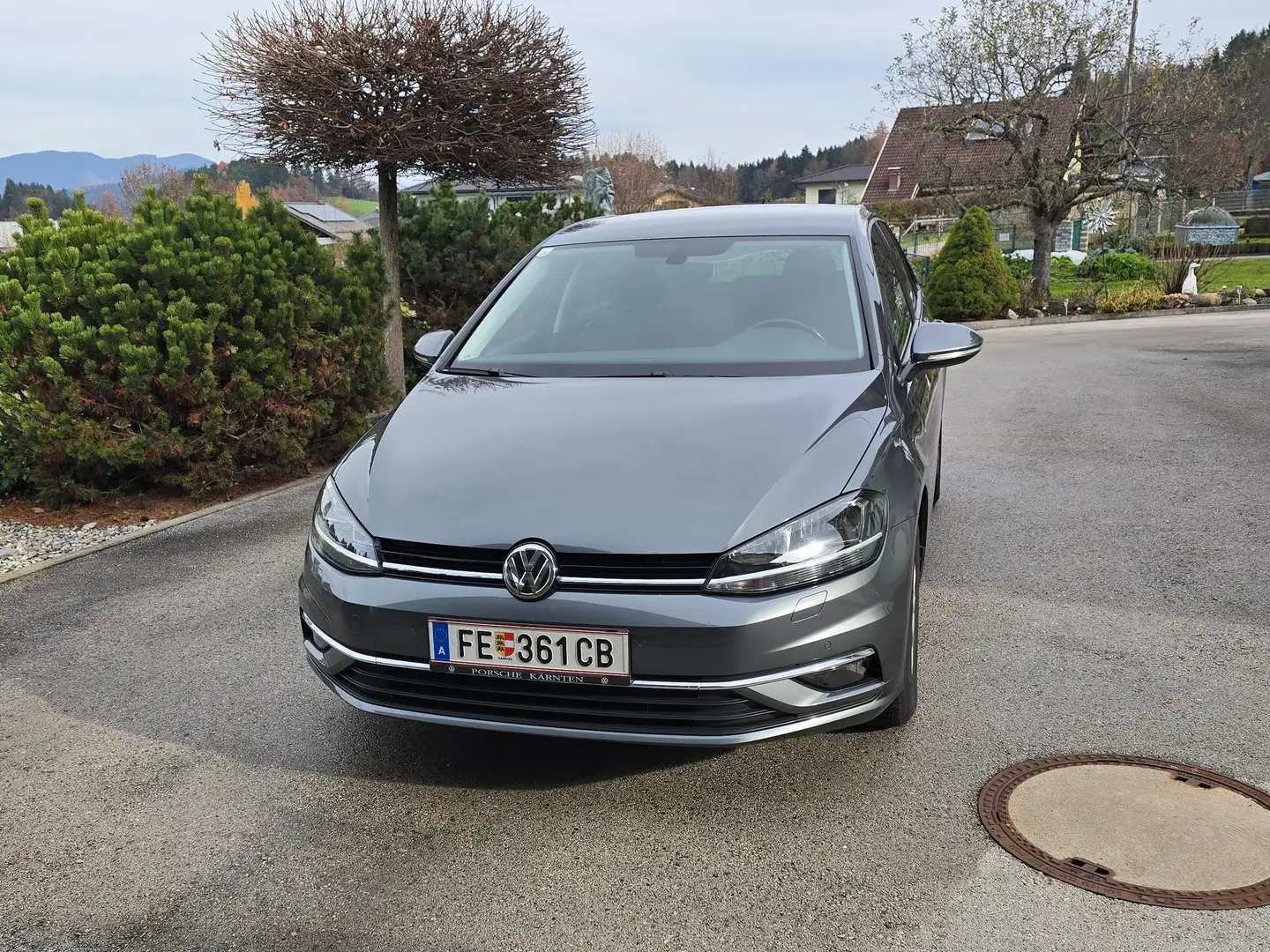 Volkswagen Golf Golf Rabbit 40 1,0 TSI Rabbit 40 Grau - 2