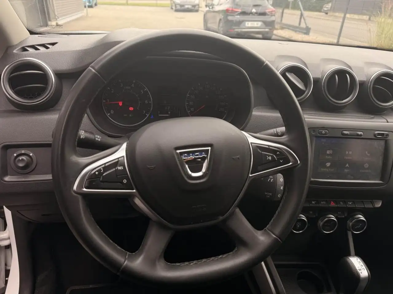 Dacia Duster — photo 9