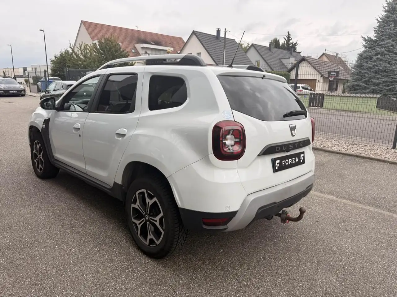 Dacia Duster — photo 7