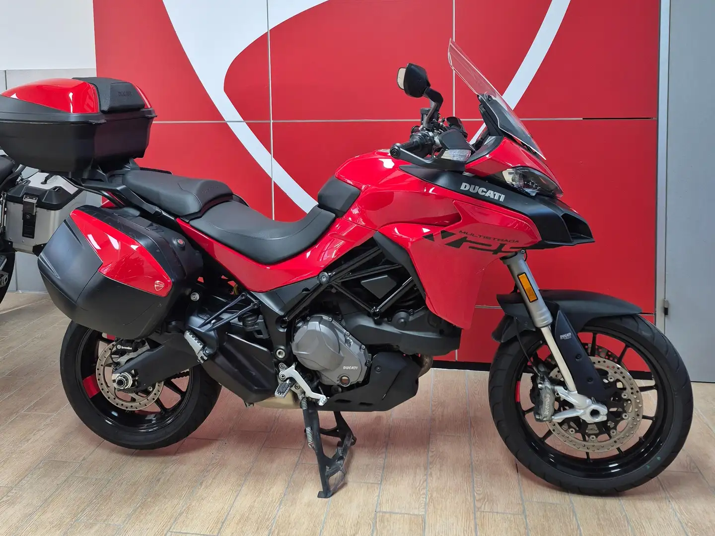 Ducati Multistrada V2 S Touring Rosso - 1