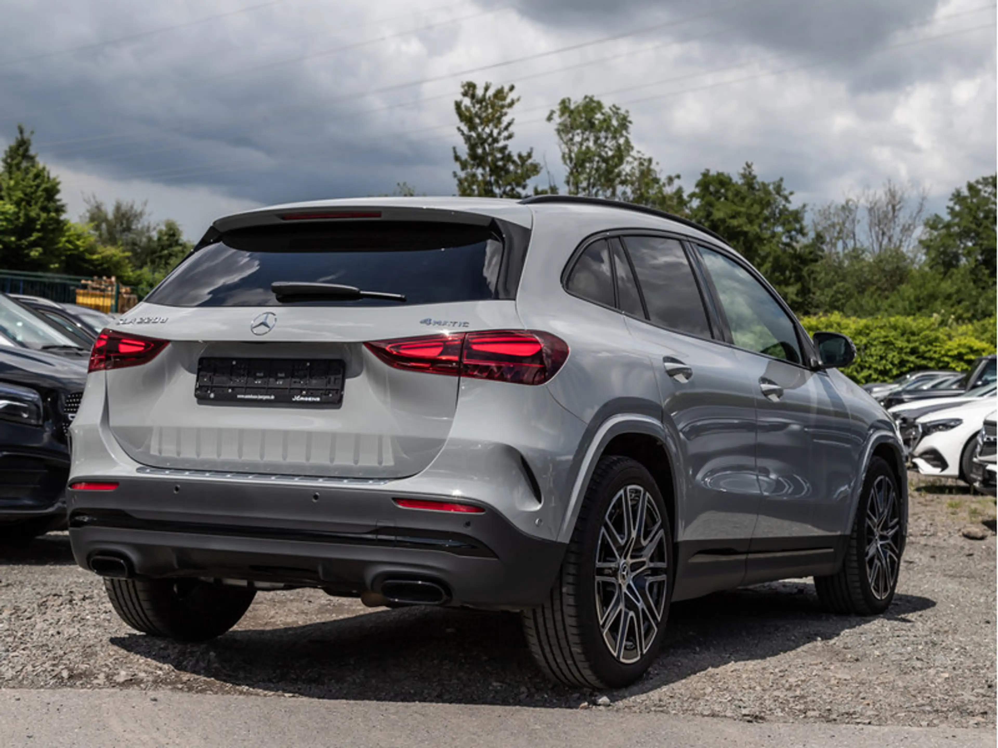 Mercedes-Benz GLA 220 d 4M AMG-Sport/MLB/360/Pano/AHK/Night/20 — photo 4