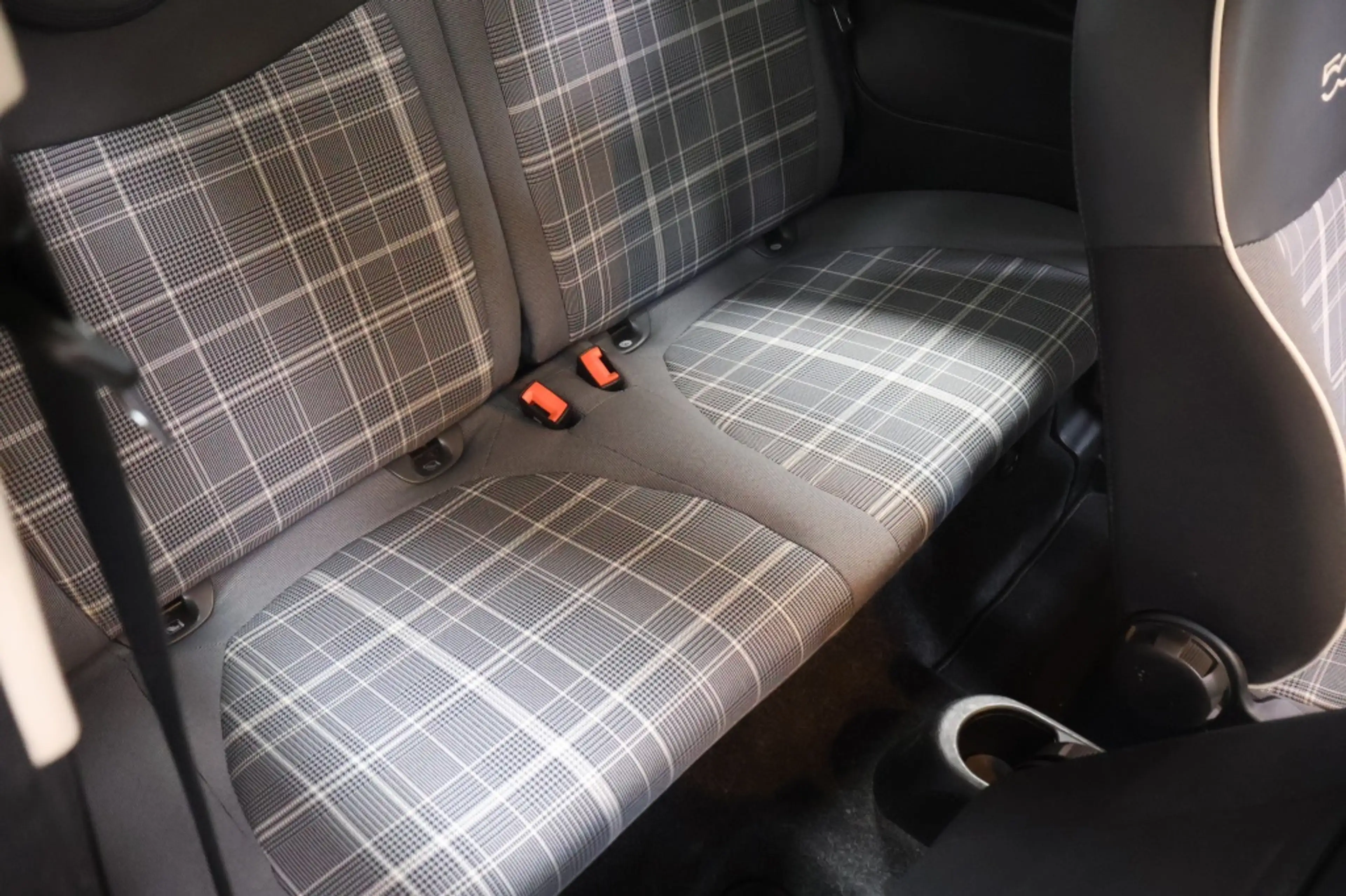 Fiat 500C 1.2 Lounge | Cabrio | Apple Car Play — photo 13